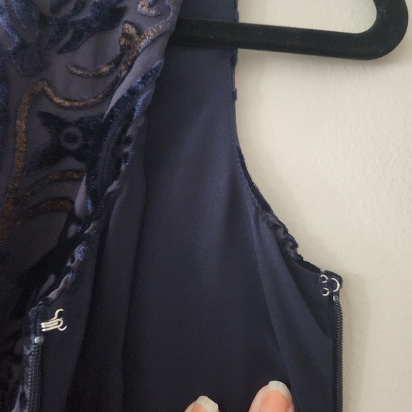 LOFT XSP petite velvet open back mini shift dress cocktail party dress - Picture 5 of 8